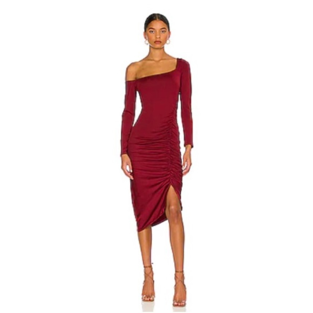 ASTR the Label Off The Shoulder Midi Dress